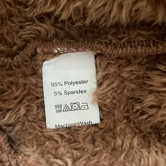 Brown Sherpa fleece jacket - zip front - cardigan style - short- size medium - Picture 5 of 5